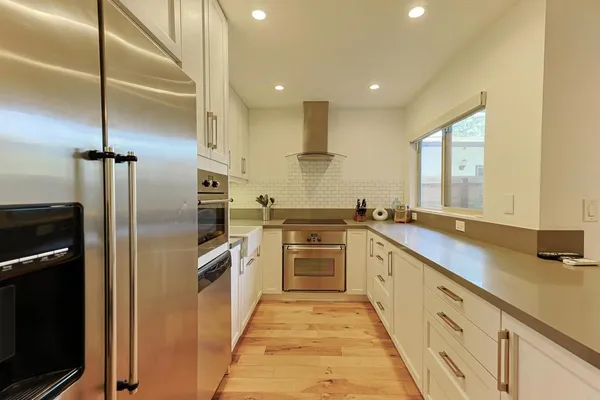 $3,150 | 455 Orange Avenue, Unit C, Coronado, CA 92118