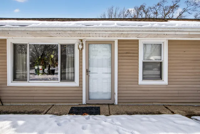 $425,000 | 8815 Marlowe Avenue, Plymouth, MI 48170