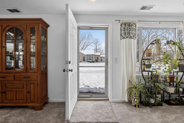 $425,000 | 8815 Marlowe Avenue, Plymouth, MI 48170