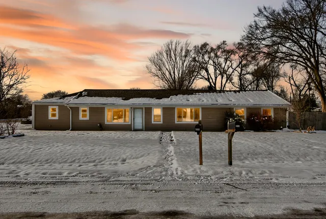 $425,000 | 8815 Marlowe Avenue, Plymouth, MI 48170