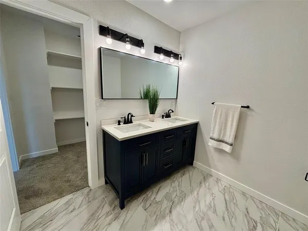 $2,400 | 5114 Stoneridge Drive, Granbury, TX 76048