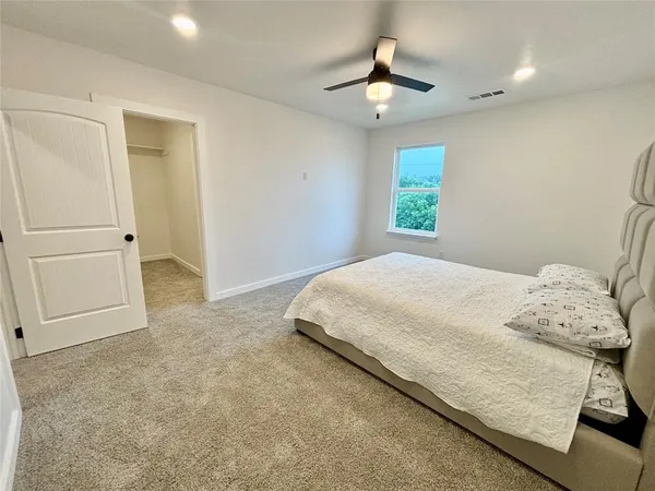 $2,400 | 5114 Stoneridge Drive, Granbury, TX 76048