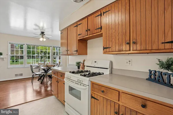 $599,900 | 16725 Frontenac Terrace, Derwood, MD 20855