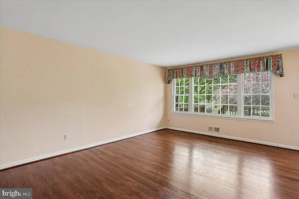 $599,900 | 16725 Frontenac Terrace, Derwood, MD 20855