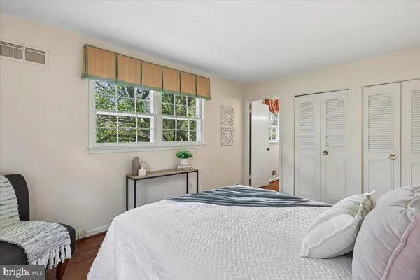 $599,900 | 16725 Frontenac Terrace, Derwood, MD 20855