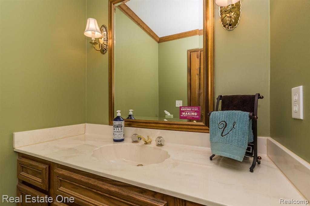 1261 Springwood Court Rochester Hills, MI 48309 - Photo 45 of 85
