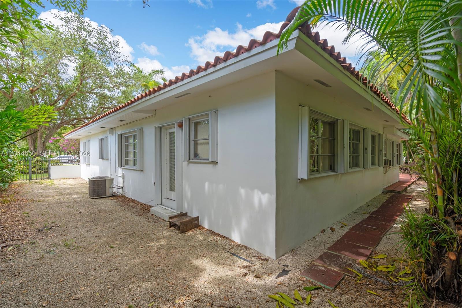 1439 Miller Road Coral Gables, FL 33146 - Photo 28 of 35