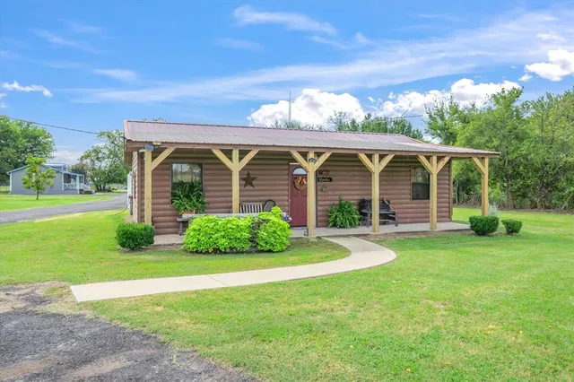 $385,000 | 3403 VZ County Road 1110, Grand Saline, TX 75140
