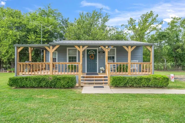 $385,000 | 3403 VZ County Road 1110, Grand Saline, TX 75140