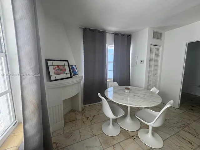 $1,700 | 1526 Pennsylvania Avenue, Unit 21, Miami Beach, FL 33139