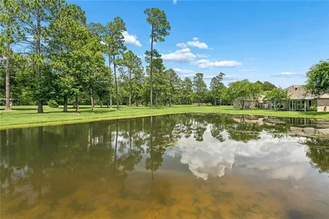 $325,000 | 111 Mount Carmel Court, Covington, LA 70435