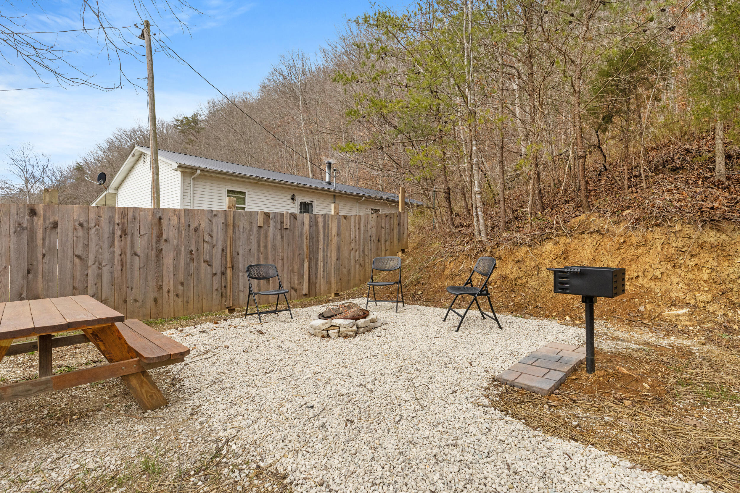 1276 Manning Road Stanton, KY 40380 - Photo 38 of 38 2nd Cabin Outdoor Area
