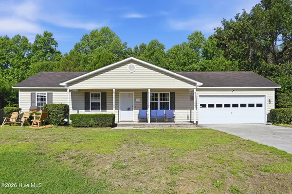 $240,000 | 163 Wheaton Drive, Richlands, NC 28574