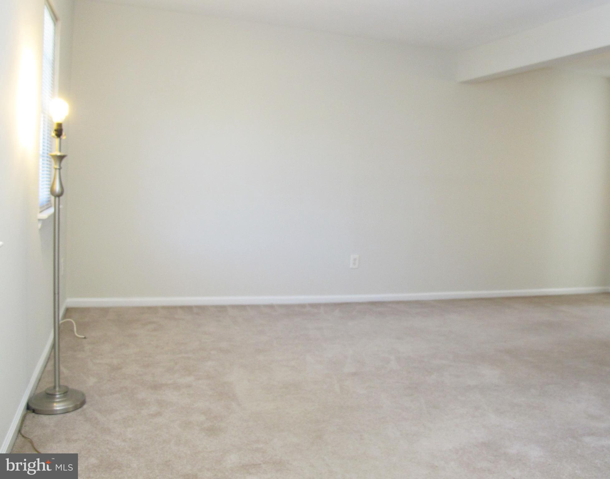 103 Charing Way Mount Laurel, NJ 08054 - Photo 6 of 24 Living Room