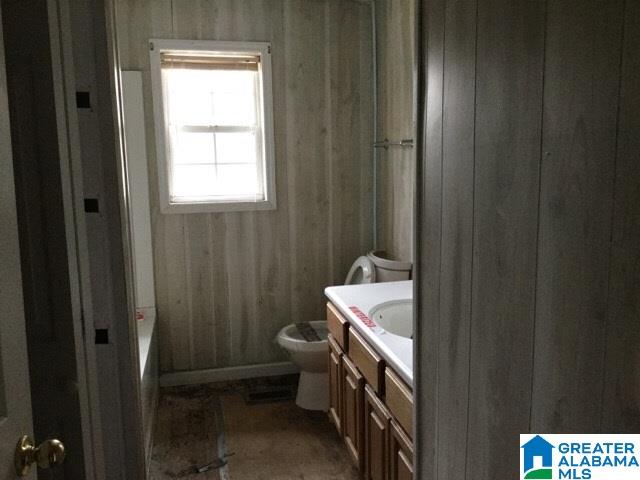 413 Thomas Street Warrior, AL 35180 - Photo 9 of 15