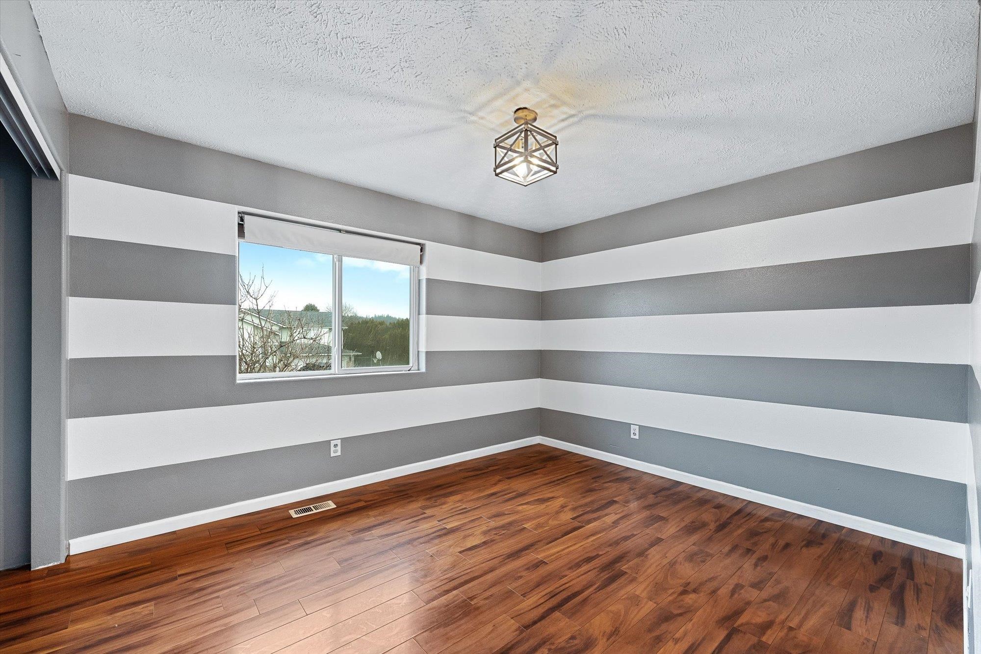 5008 North Best Road Spokane Valley, WA 99216 - Photo 16 of 35