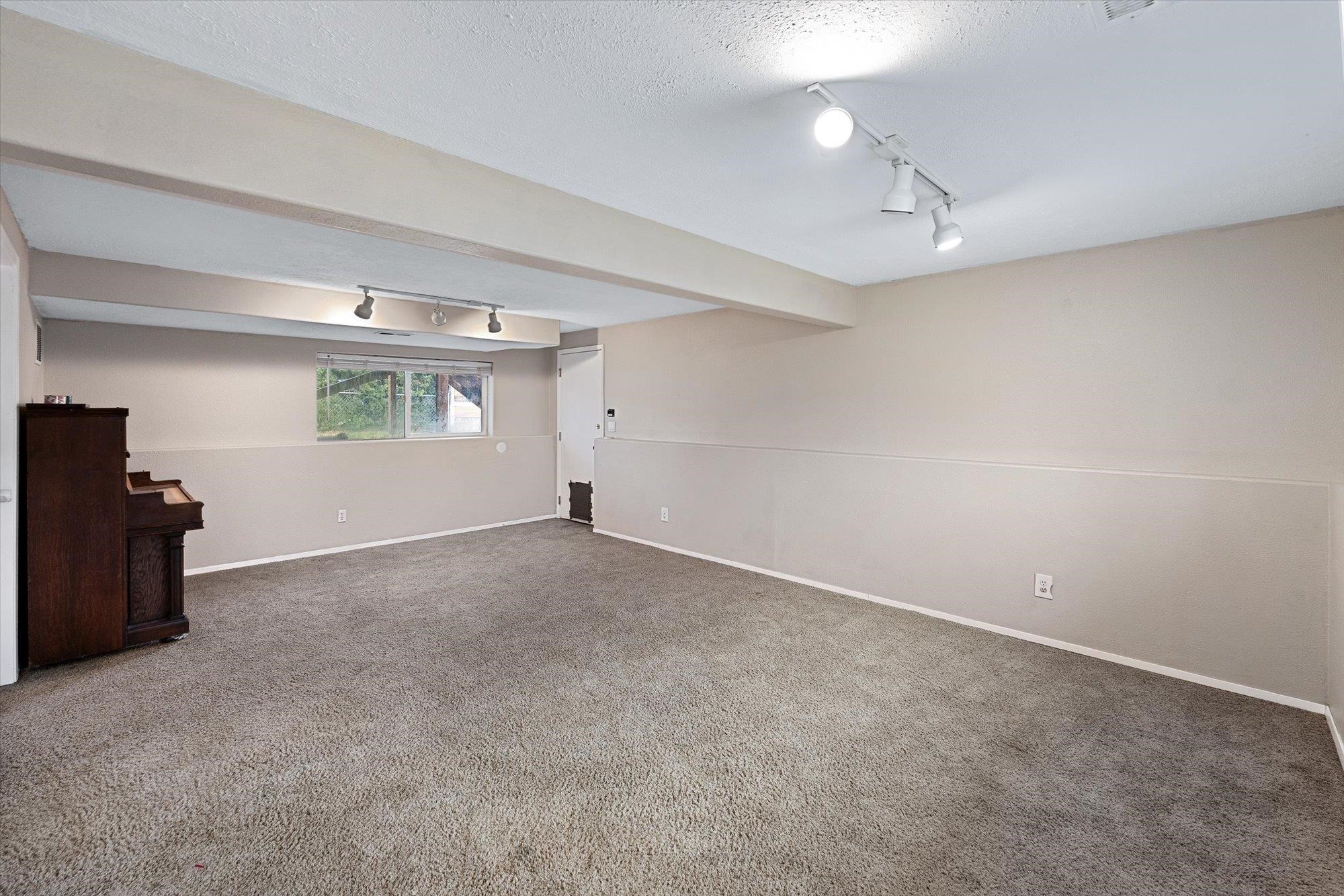 5008 North Best Road Spokane Valley, WA 99216 - Photo 20 of 35