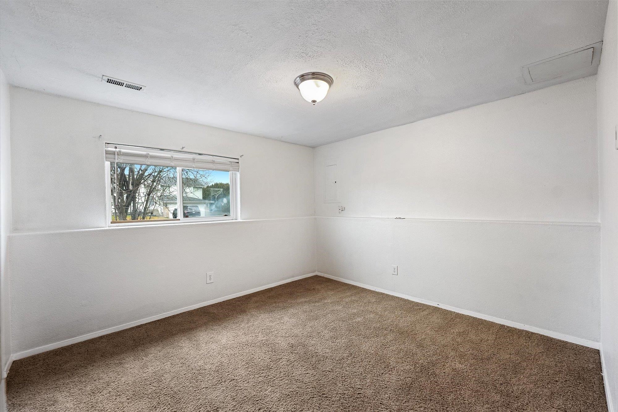 5008 North Best Road Spokane Valley, WA 99216 - Photo 21 of 35