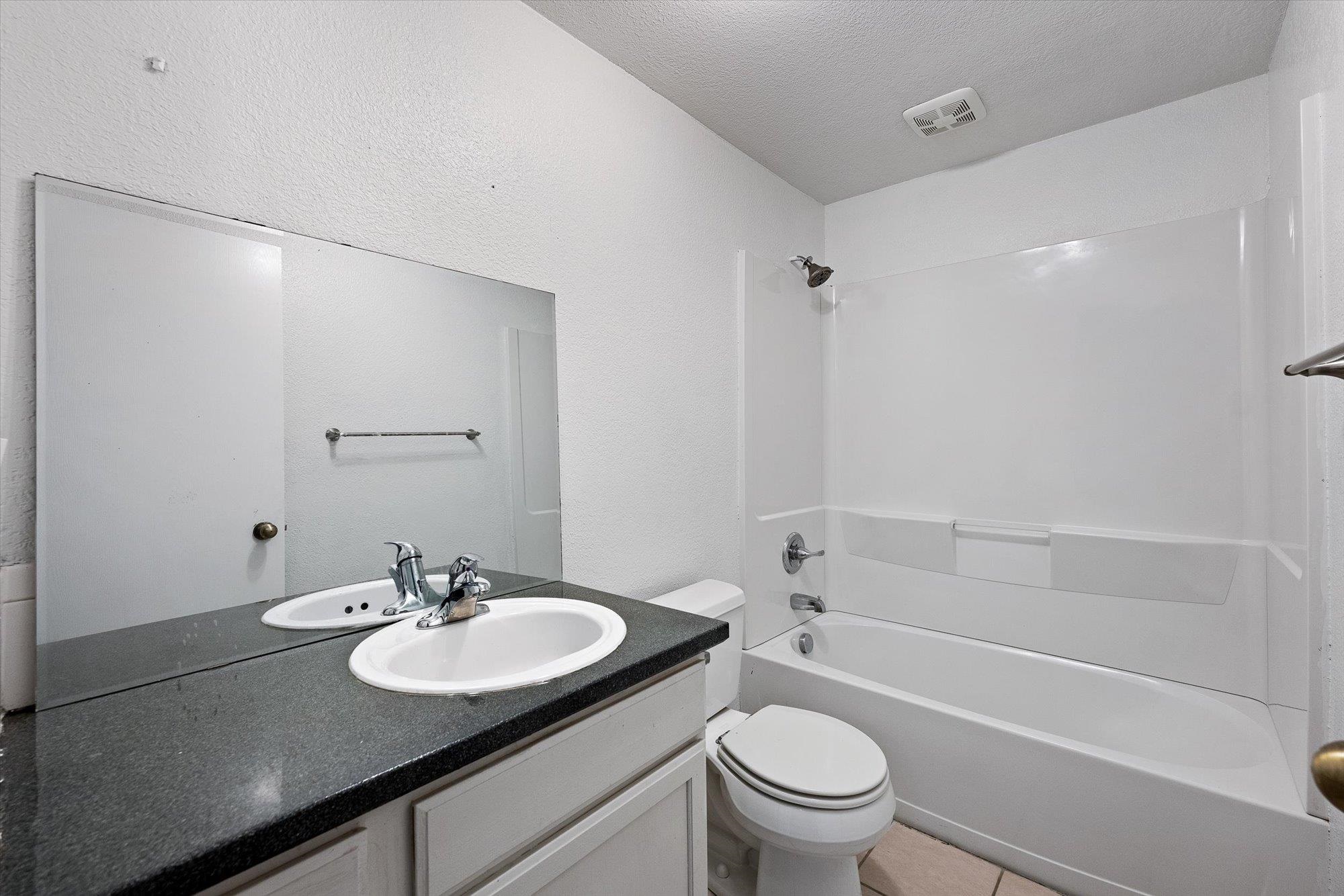 5008 North Best Road Spokane Valley, WA 99216 - Photo 22 of 35