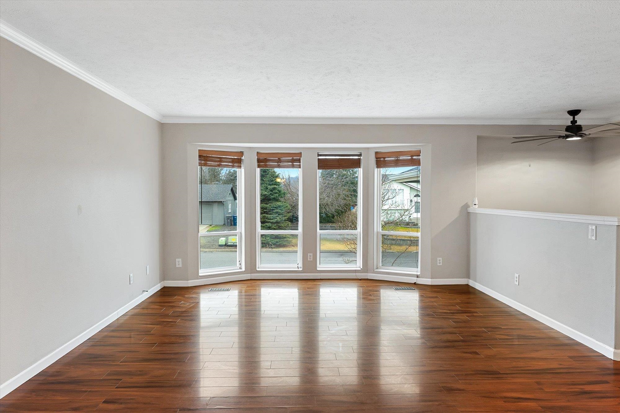 5008 North Best Road Spokane Valley, WA 99216 - Photo 4 of 35