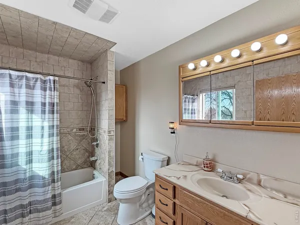 $299,900 | 502 State Street, Sterling, CO 80751