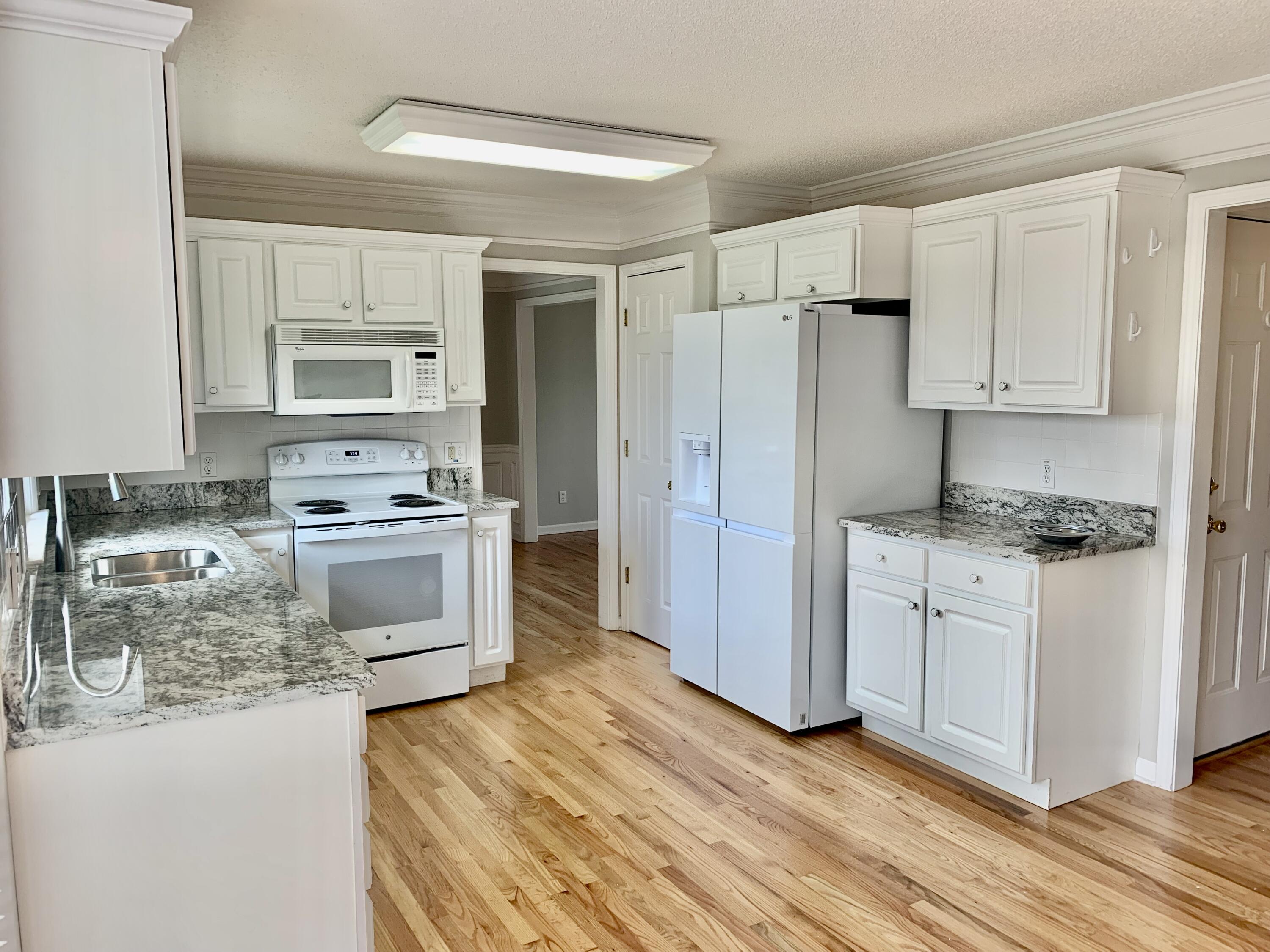 189 Eastern Star Road Kingsport, TN 37663 - Photo 28 of 56 IMG-7349