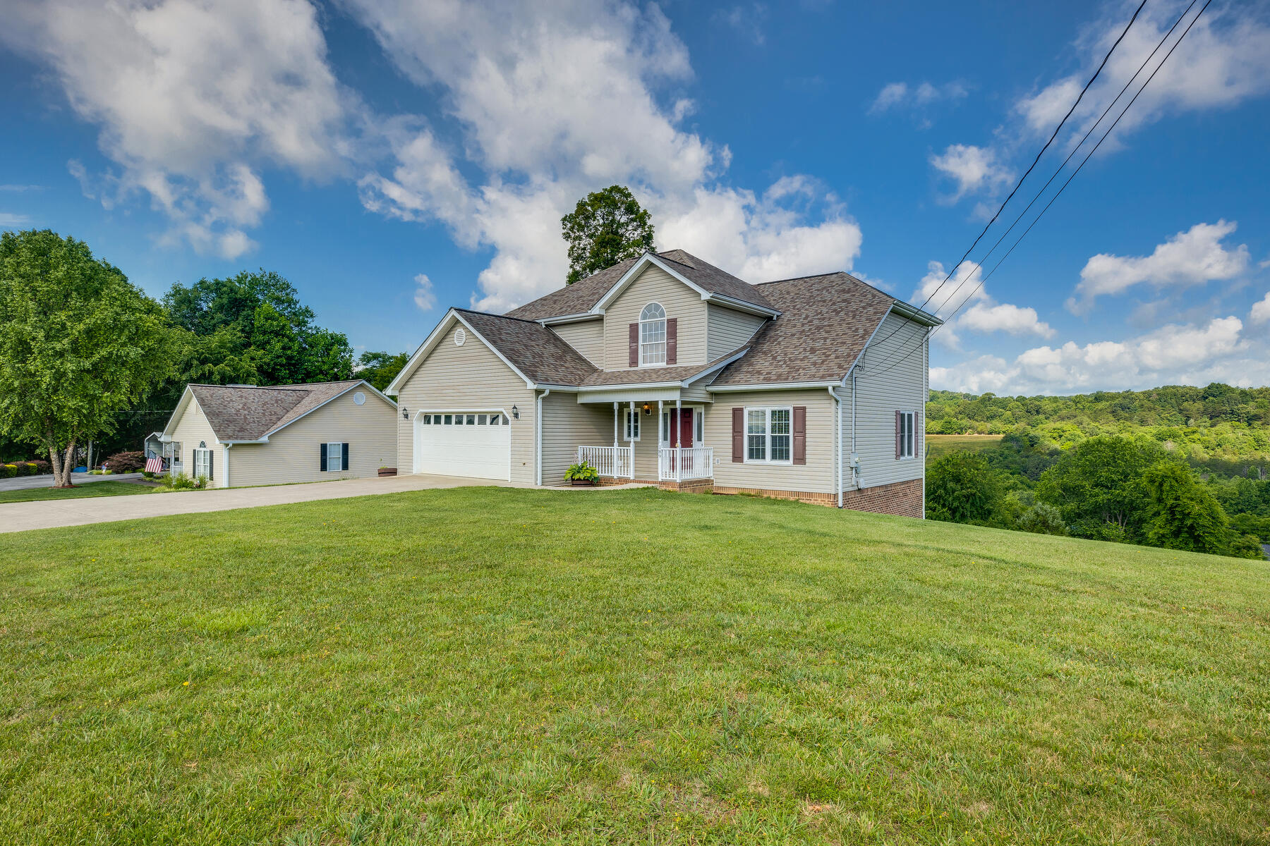 189 Eastern Star Road Kingsport, TN 37663 - Photo 4 of 56 002