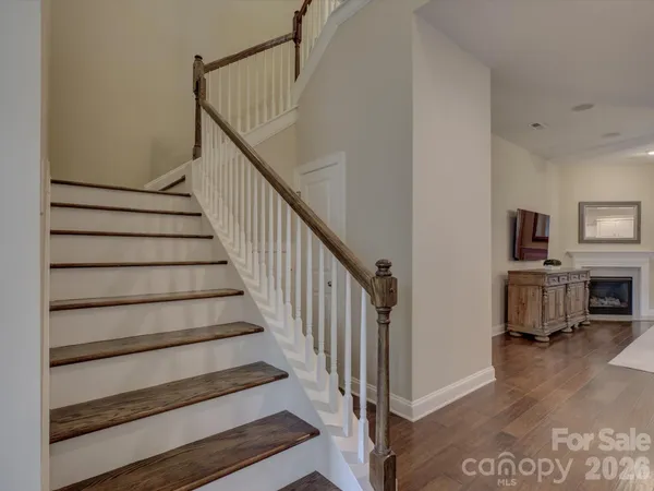 a view of entryway and hall
