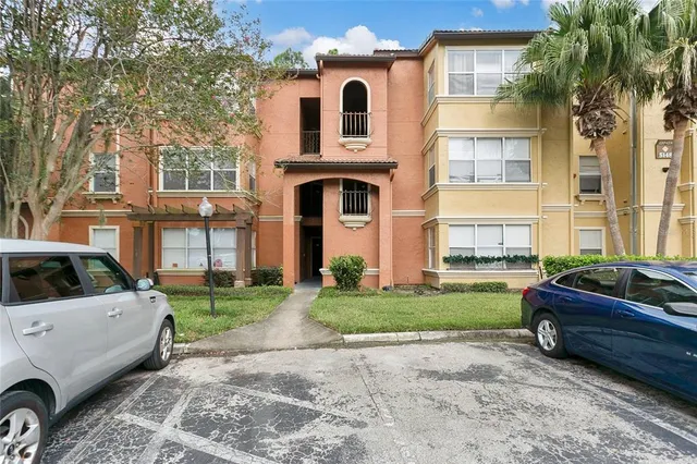 $175,000 | 5148 Conroy Road, Unit 12, Orlando, FL 32811