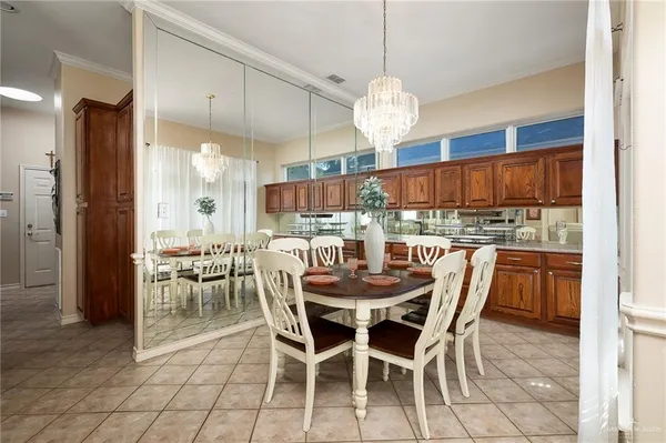 $2,600 | 818 Hill Country Road, Edinburg, TX 78539