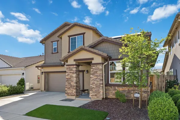 $525,000 | 398 Atlantica Drive, Madera, CA 93636