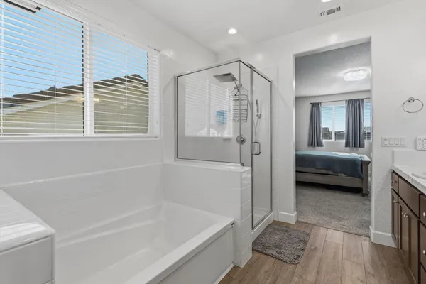 $525,000 | 398 Atlantica Drive, Madera, CA 93636