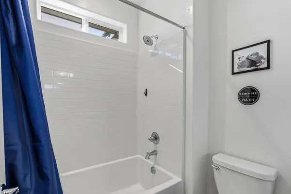 $525,000 | 398 Atlantica Drive, Madera, CA 93636