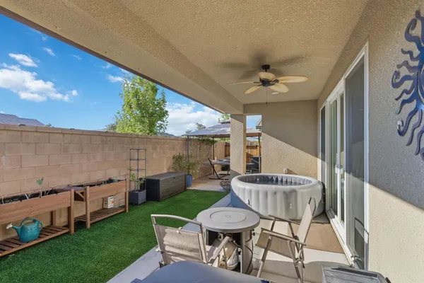 $525,000 | 398 Atlantica Drive, Madera, CA 93636