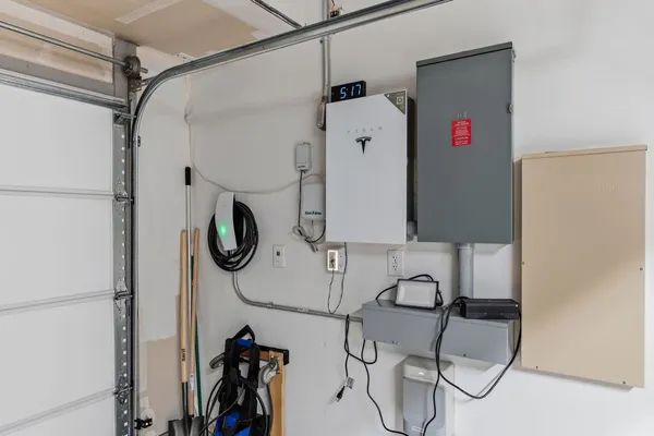 $525,000 | 398 Atlantica Drive, Madera, CA 93636