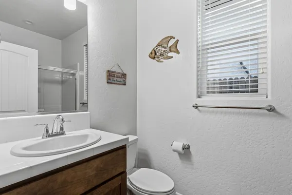 $525,000 | 398 Atlantica Drive, Madera, CA 93636