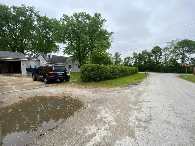 $159,900 | 18020 Ridgeland Avenue, Lansing, IL 60438