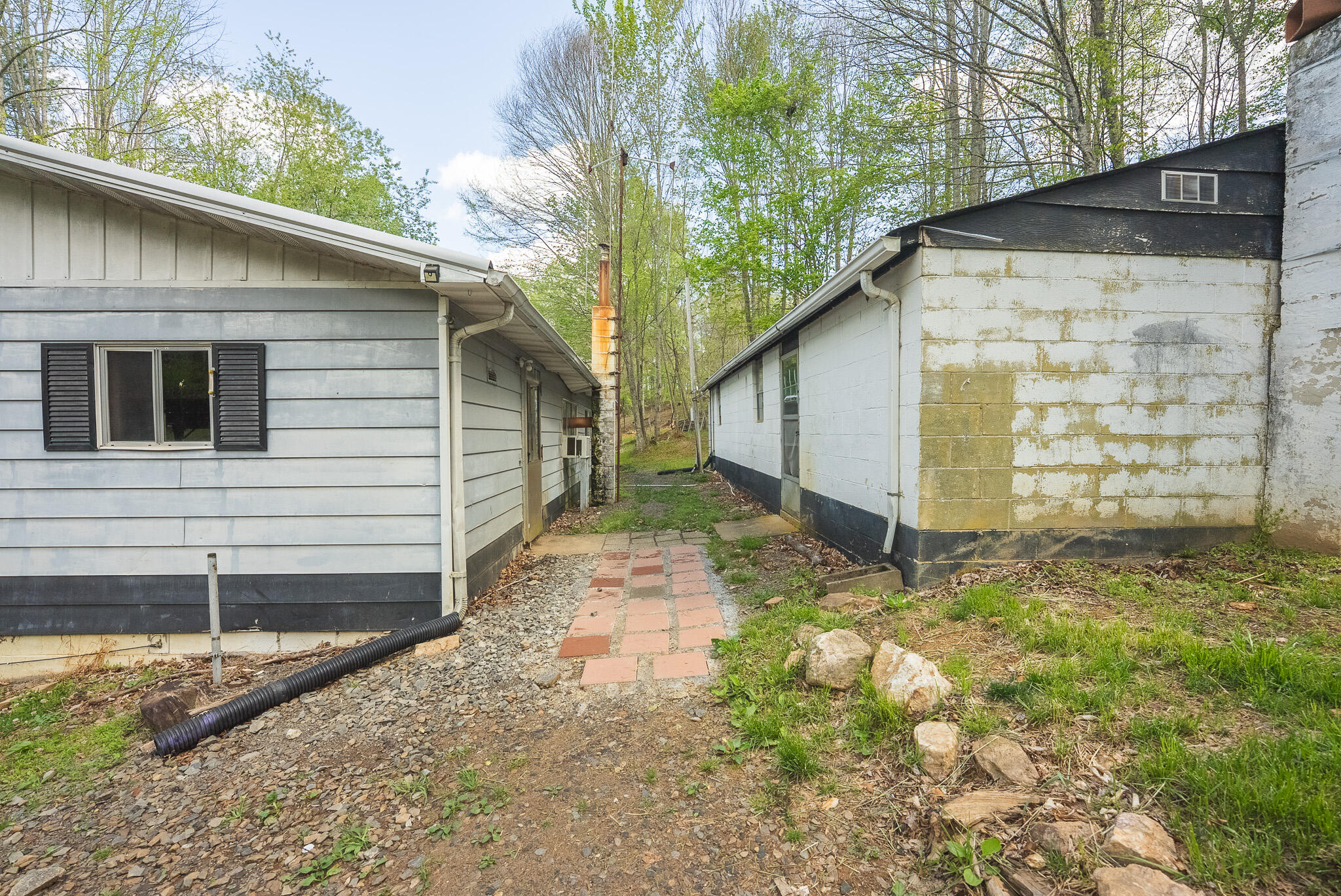 146 Duvall Road Willis, VA 24380 - Photo 28 of 62 DSC00820