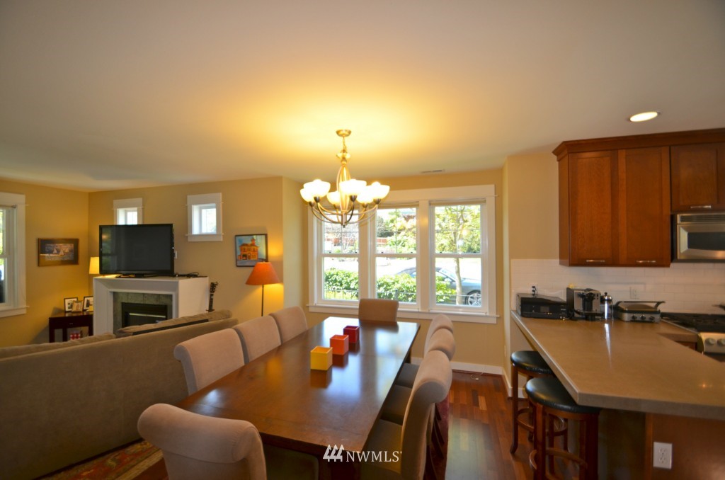 5807 55th Avenue Northeast, Unit B Seattle, WA 98105 - Photo 7 of 15
