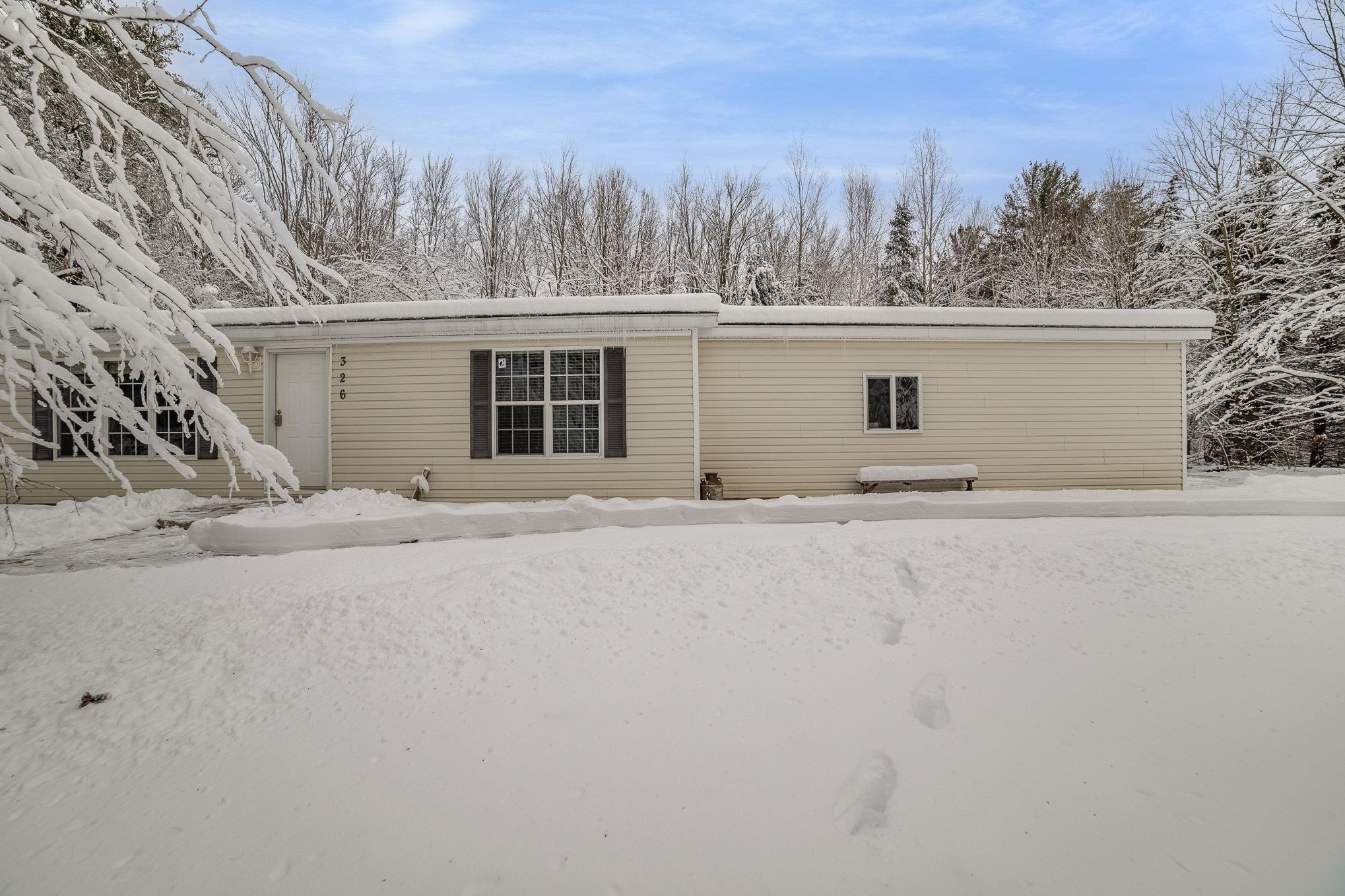 326 West Baker Road Hope, MI 48628 - Photo 4 of 35