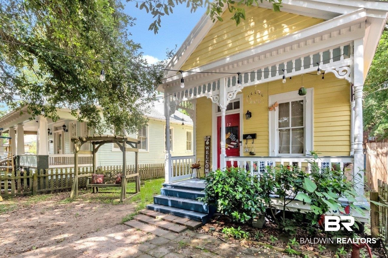 12 South Hallett Street Mobile, AL 36604 - Photo 2 of 22