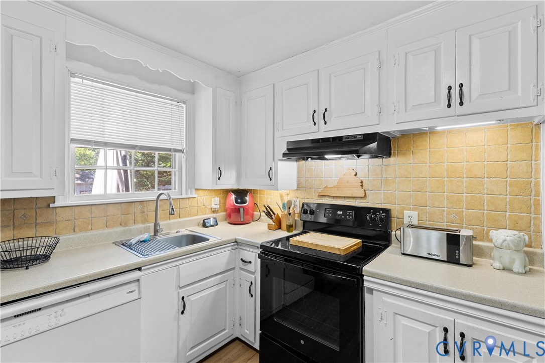 1918 Dresden Road Henrico, VA 23229 - Photo 13 of 42