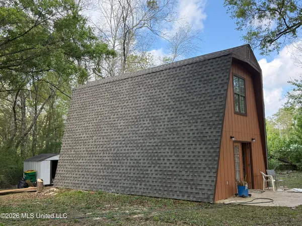 $119,500 | 9907 Cedarcliff Drive East, Moss Point, MS 39562