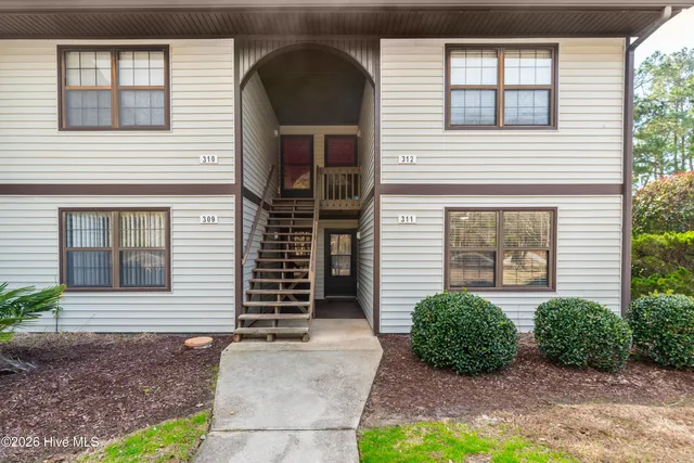 $1,500 | 311 Country Club Villa Drive, Unit 3, Shallotte, NC 28470