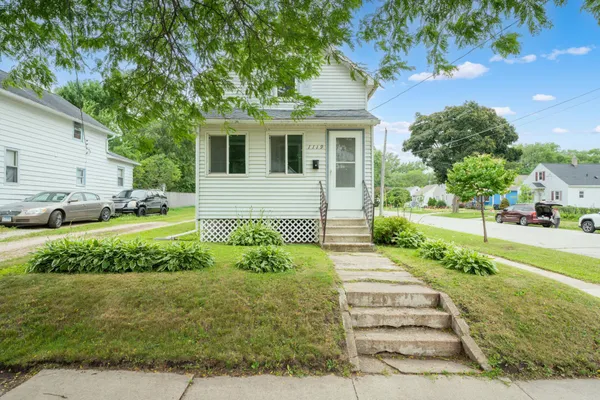 $150,000 | 1119 2nd Avenue Northwest, Rochester, MN 55901