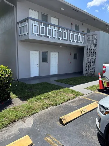 $1,300 | 6720 Arbor Drive, Unit 101, Miramar, FL 33023