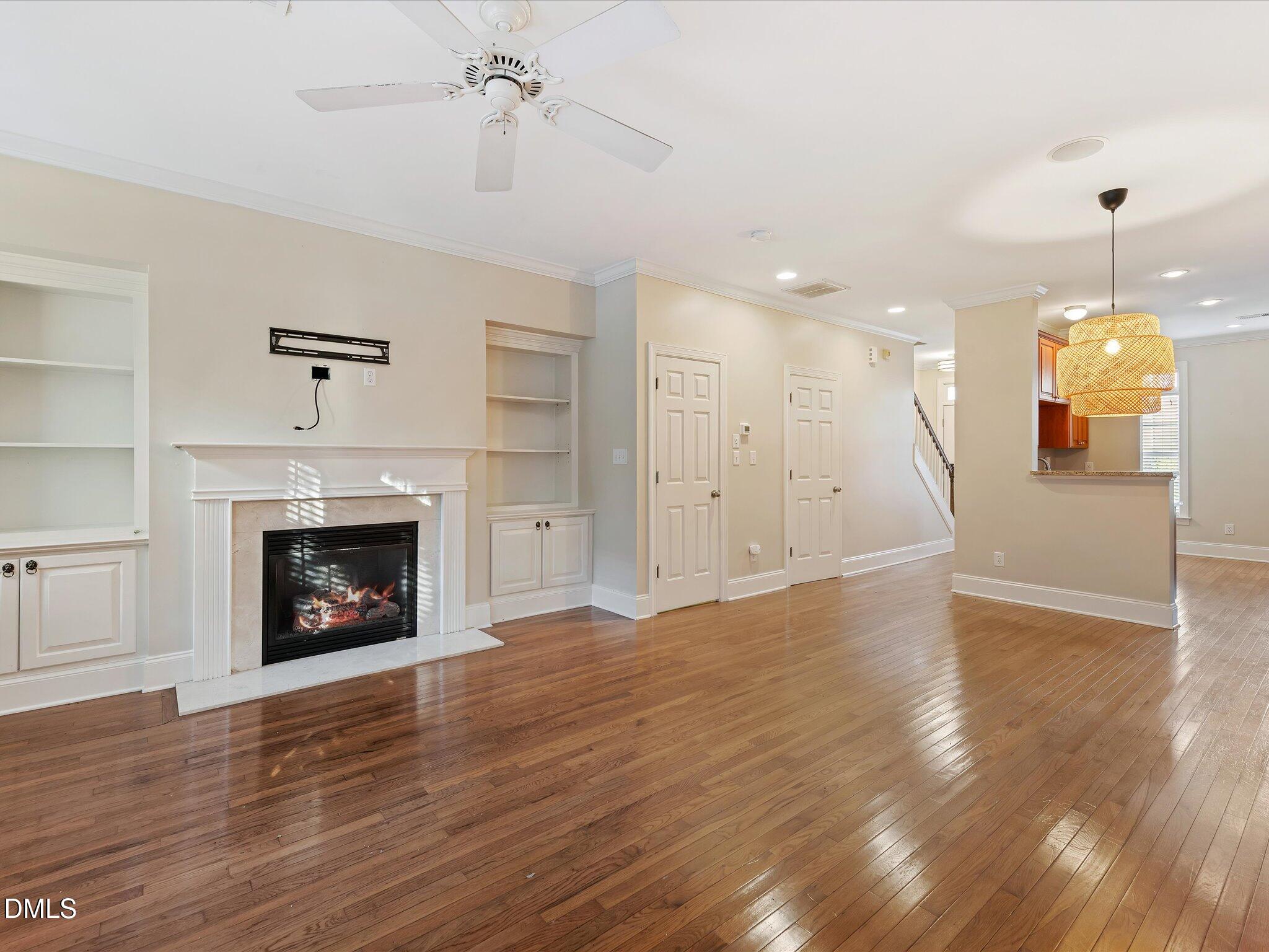 606 Highpark Lane Raleigh, NC 27608 - Photo 11 of 27 11-DSC_9614
