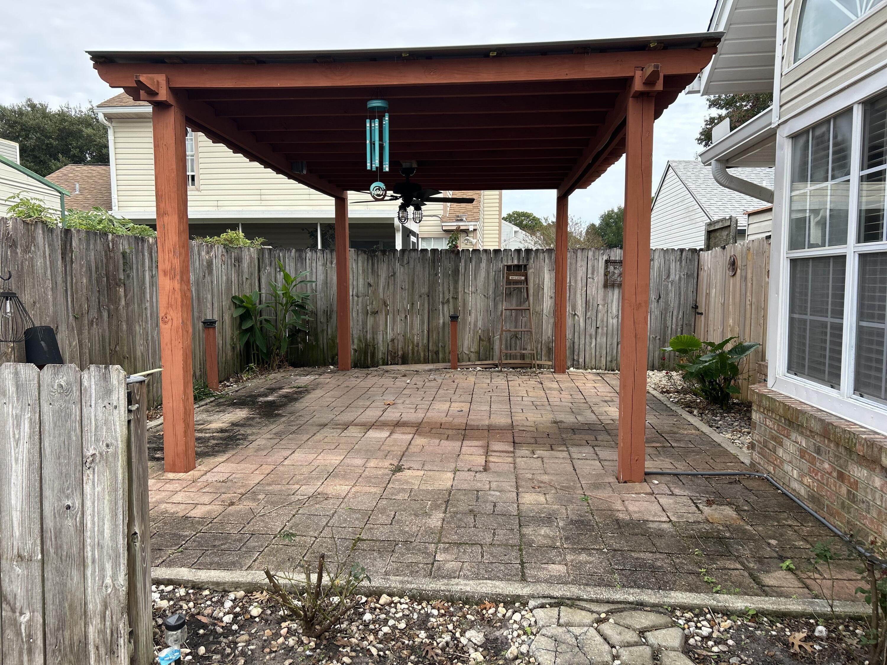404 Adam Street Northwest Fort Walton Beach, FL 32548 - Photo 11 of 11 a view of a backyard
