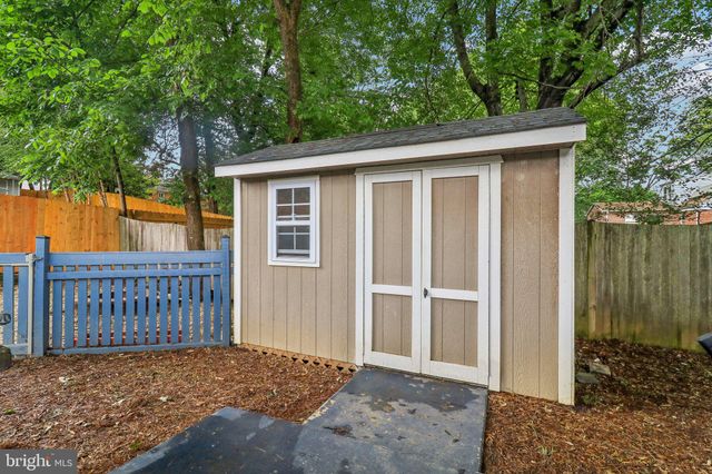 $1,275,000 | 1812 Youngblood Street, McLean, VA 22101