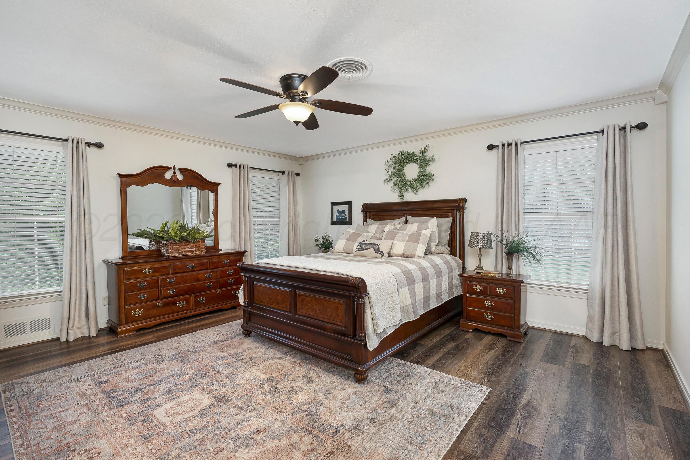 3701 South Virginia Street Amarillo, TX 79109 - Photo 18 of 43 18-Primary Bedroom